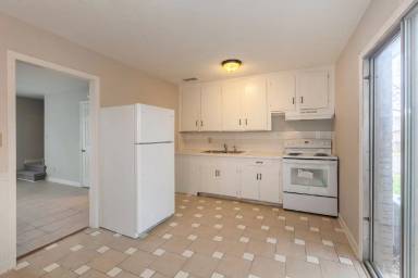 Main picture of 234 E Glendale Ave