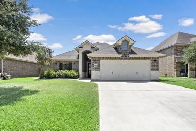 Main picture of 2509 Kimbolton Dr