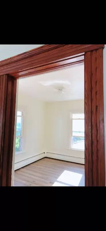 Main picture of 110 Cleveland St