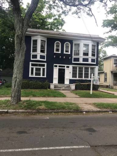 Main picture of 216 Dwight St