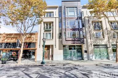 Main picture of 20 S 2nd St