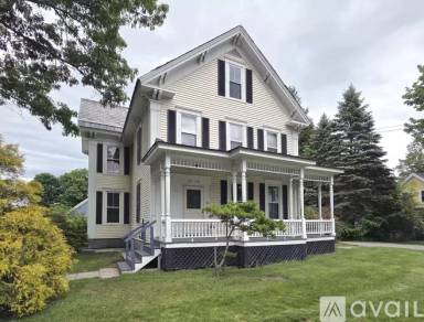 Main picture of 110 Park Ave