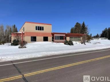 Main picture of 5593 N Shore Dr
