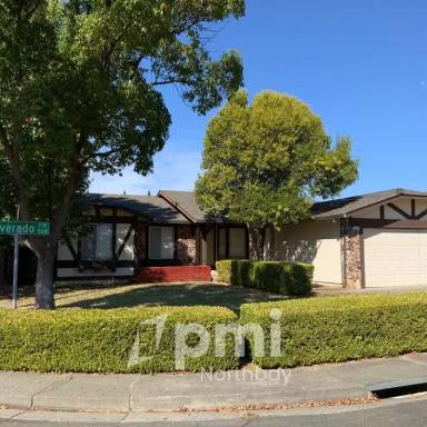 Main picture of 598 Silverado Cir