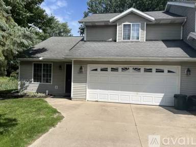 Main picture of 11911 Seven Pine Dr