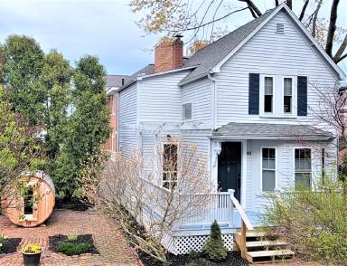 Main picture of 79-83 Richards Ave