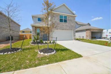 Main picture of 4331 Rosemary Ln