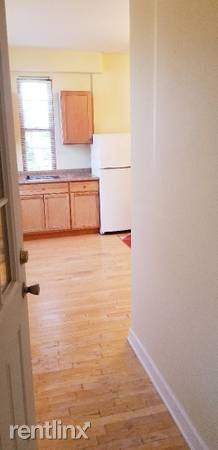 Main picture of 2728 N Mulligan Ave
