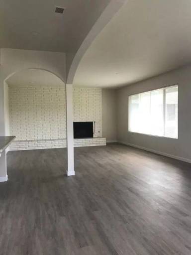 Main picture of 11241 Bellaire St