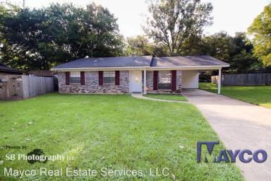 Main picture of 9017 Bayonne Dr