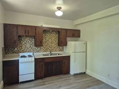 Main picture of 431 State Ave