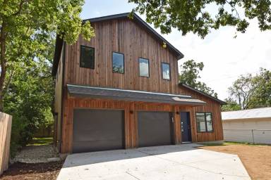 Main picture of 5405 Sunshine Dr