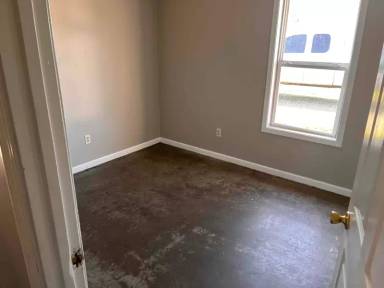 Main picture of 1852 Wooten St