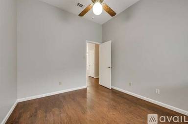Main picture of 5308 Livermore Dr