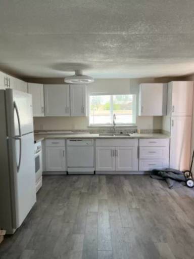 Main picture of 1234 Rodeo