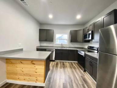 Main picture of 1022 Villa Way