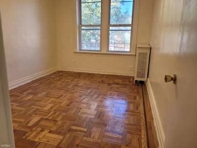 Main picture of 2432 E 23rd St