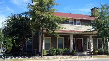 Main picture of 1323 Louisiana St
