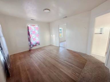 Main picture of 606 N 1st St