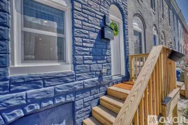 Main picture of 1343 Sargeant St