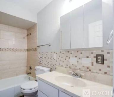 Main picture of 801 Boleyn Pl