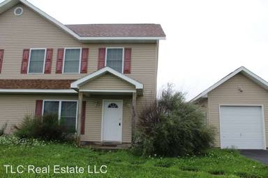 Main picture of 7433 Emi Ln
