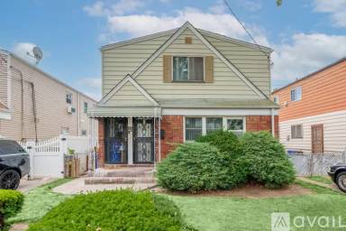 Main picture of 11944 Springfield Blvd