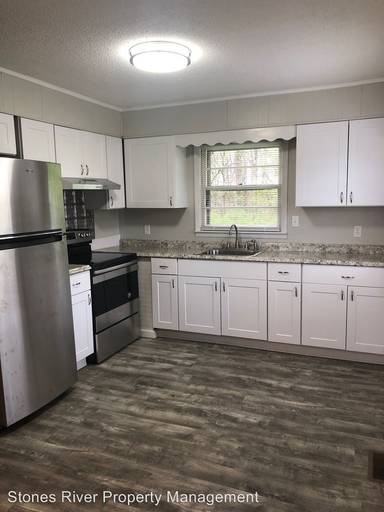 Main picture of 169 Lakeview Dr