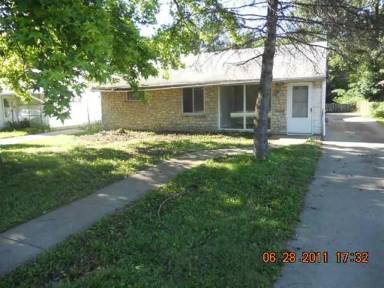 Main picture of 5450 E 16th St