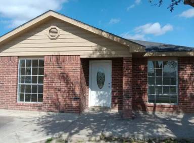 Main picture of 710 W Starr Ave