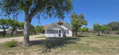 Main picture of 3104 Gumwood Ave