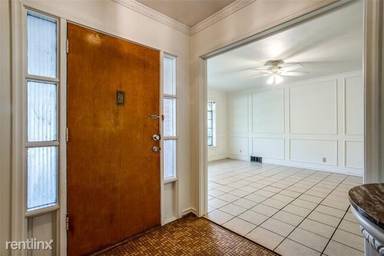 Main picture of 5440 Anita St