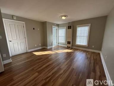 Main picture of 179 South St