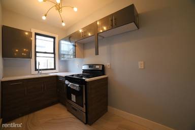 Main picture of 152 Van Horne St