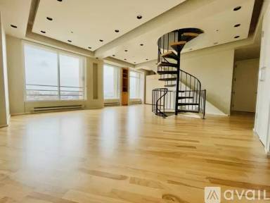Main picture of 100 1st Ave S
