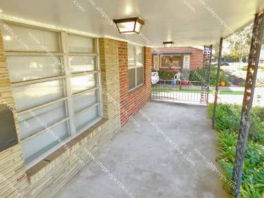 Main picture of 3520 Royal Crest Dr