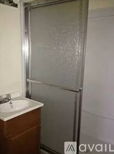 Main picture of 602 S Division St