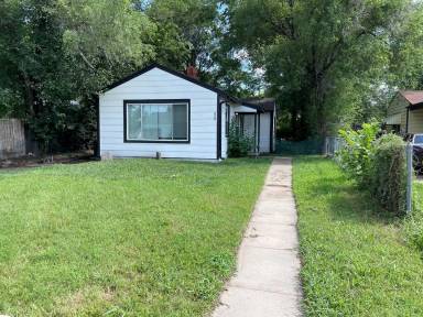 Main picture of 2723 E Mossman Ave