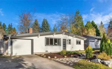 Main picture of 7712 NE 142nd Pl
