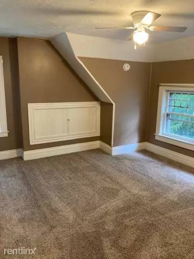 Main picture of 351 Maple Ave