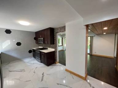 Main picture of 306 Park Ave