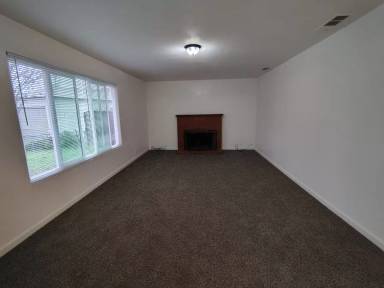 Main picture of 1914 Freida Ct