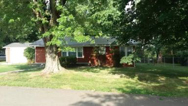 Main picture of 506 E Hillcrest Dr