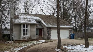 Main picture of 3121 Bayou Vista St
