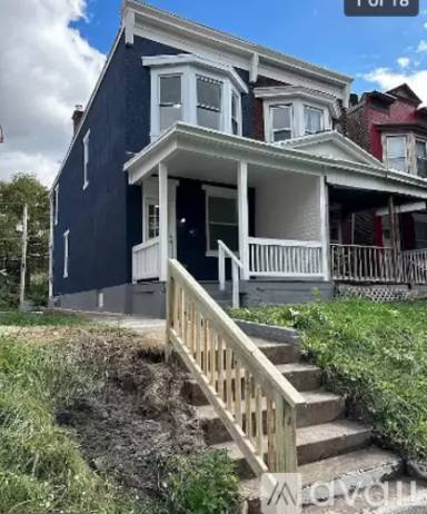 Main picture of 129 Royal Ter