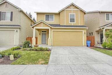 Main picture of 3009 NE 75th St