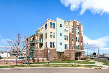 Main picture of 1313 S Clarkson St