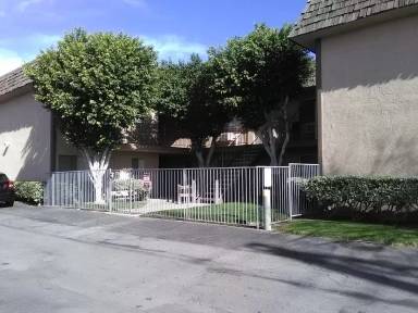 Main picture of 16674 Arrow Blvd