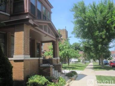 Main picture of 1513 N Astor St