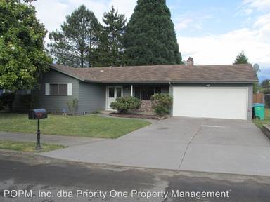 Main picture of 4330 NE 129th Pl